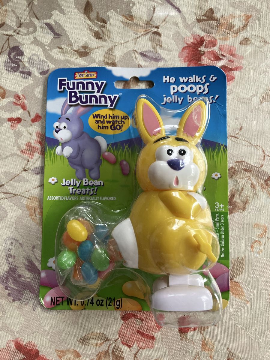 New Treat Street Funny Bunny Candy Dispenser