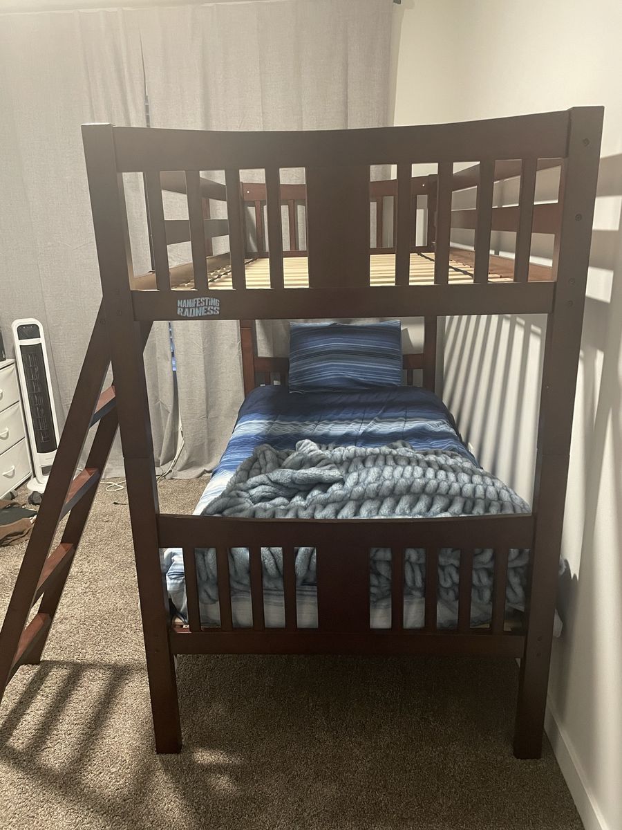 Twin over twin bunkbeds.