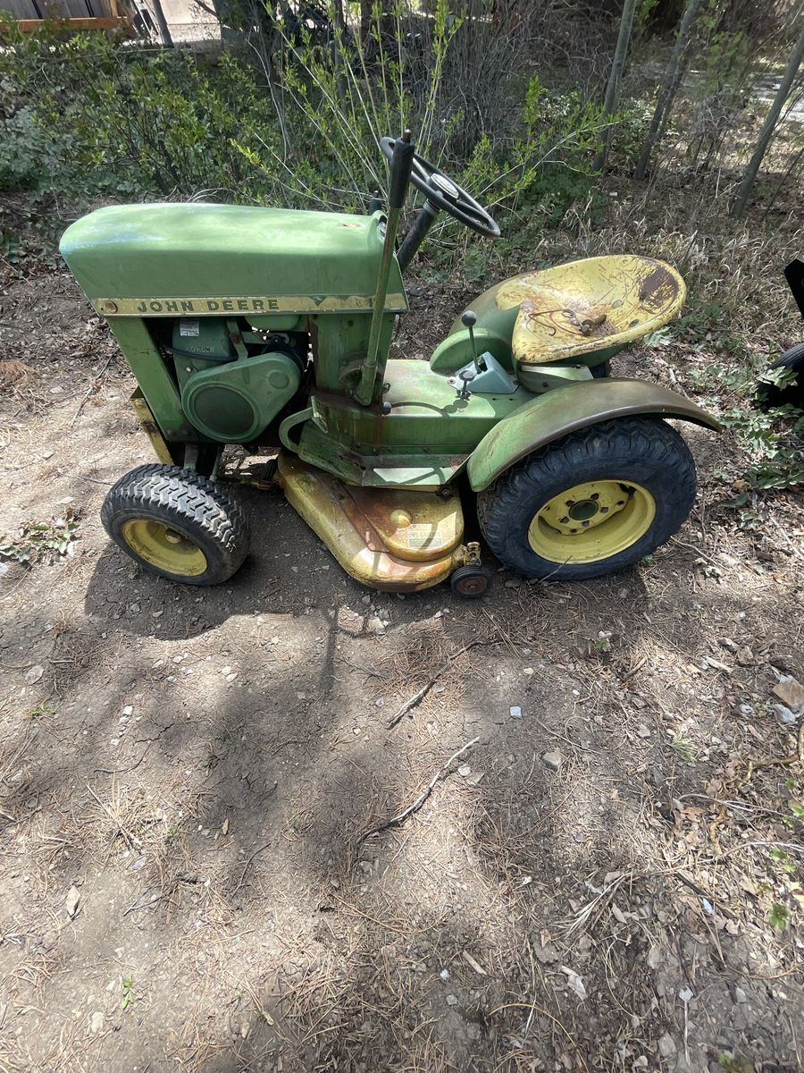 1966 John Deere round fender garden tractor mower 