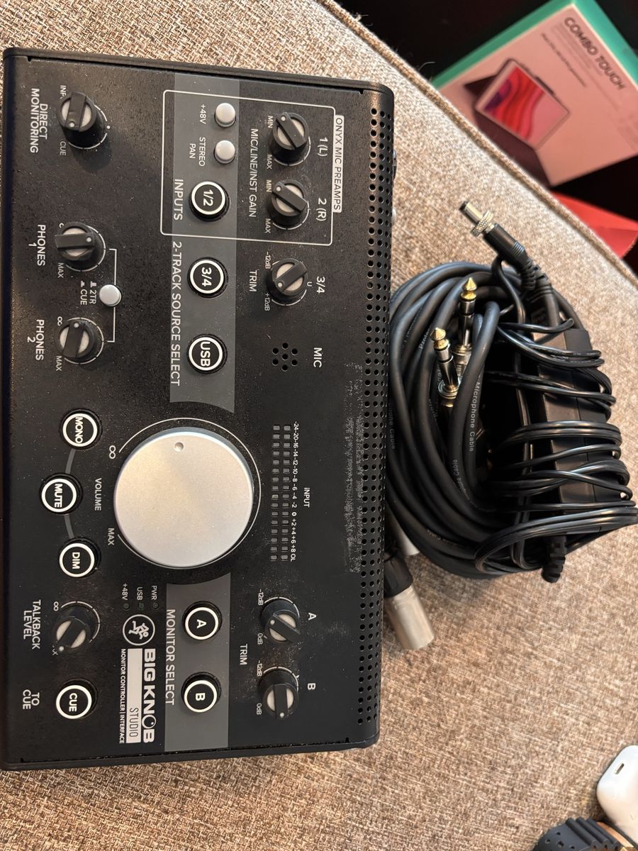 Like New Mackie Big Onob Series 3x2 Studio Monitor