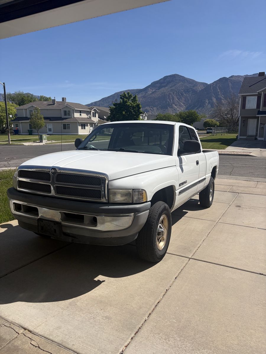 2001 Dodge Ram 1500 Laramie SLT