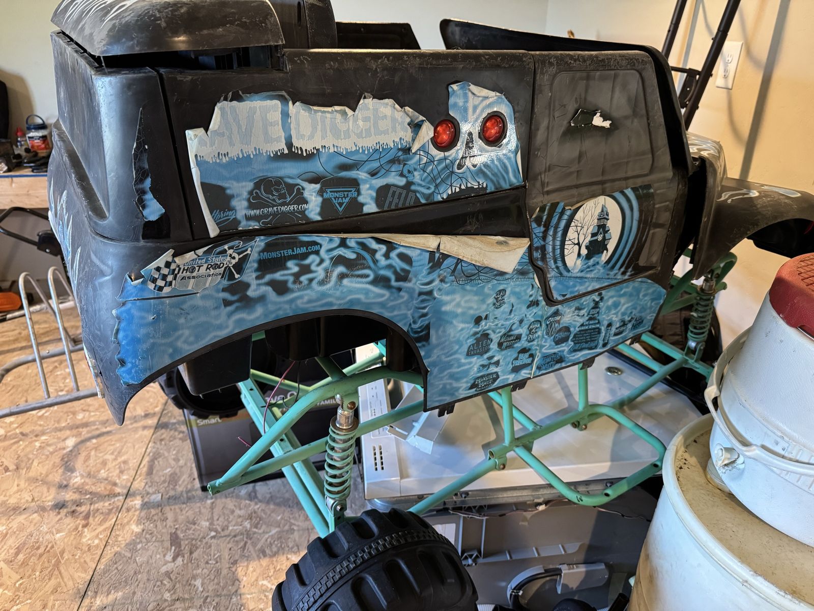 Electric Bravo Grave Digger, Golf Cart, Dune Racer,Razor mx350, 3 scooters, ATV and Jeep