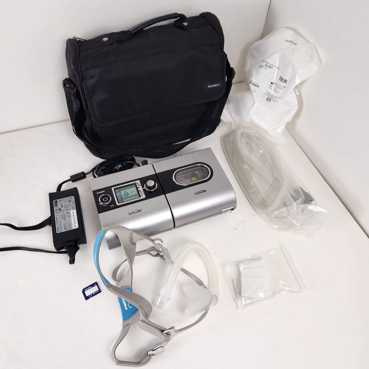 CLEAN ResMed AutoSet CPAP Machine & Case with NEW Tube, Mask, Filters COMPLETE