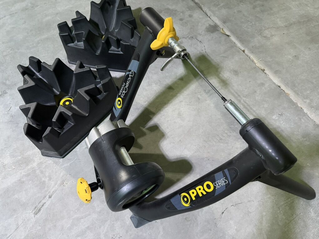 CycleOps Power Pro - Bike Trainer