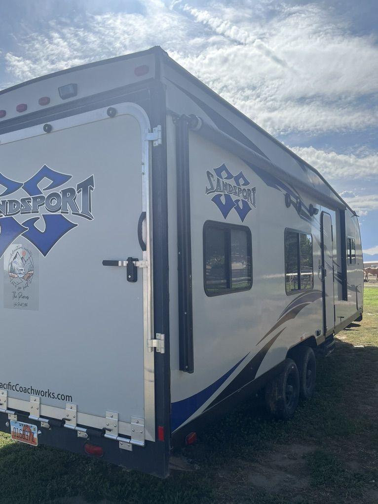 2021 Pacific Coachworks ToyHauler