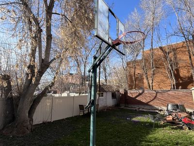 Free Basketball Hoop