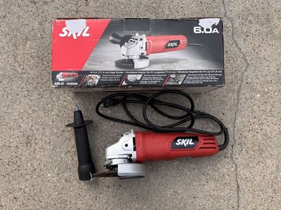 Angle Grinder with Cutting Disc