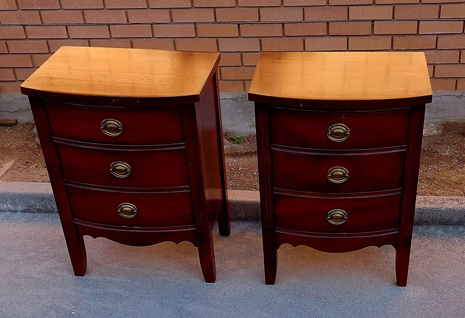 Nightstands Set 2 Drawer Dixie Chippendale Style
