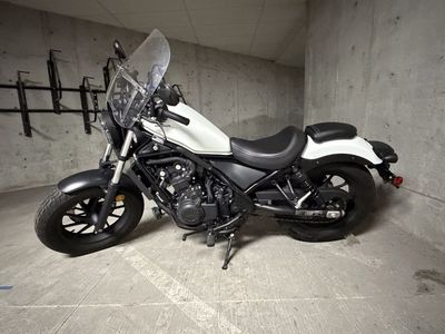 2021 Honda Rebel 500 Motorcycle - White, Excellent Condition 5460 miles
