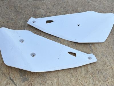 Cobra CX65 side panels