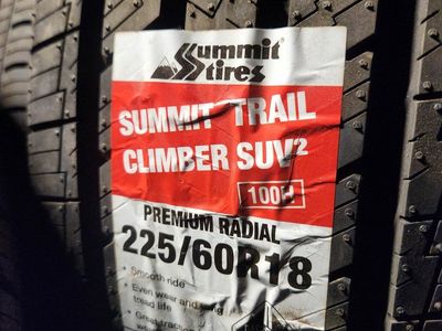 225/60r18 summit climber trail