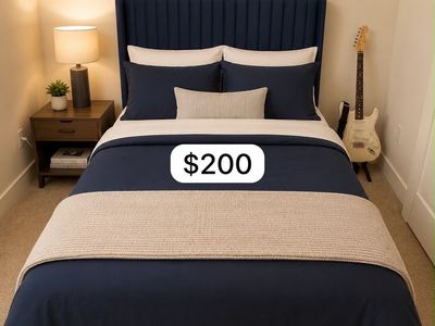Blue Tufted Upholstered Platform Bed with Wooden Slats
