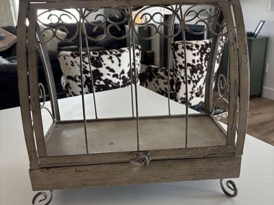 Vintage Magazine Holder