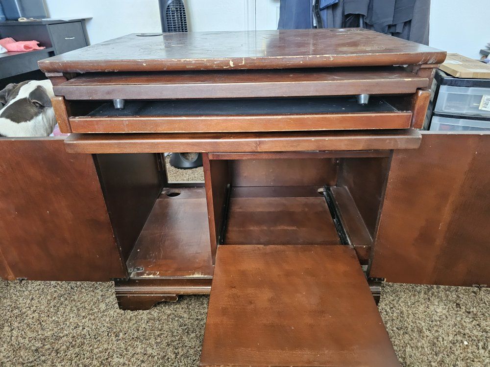 Main image 3