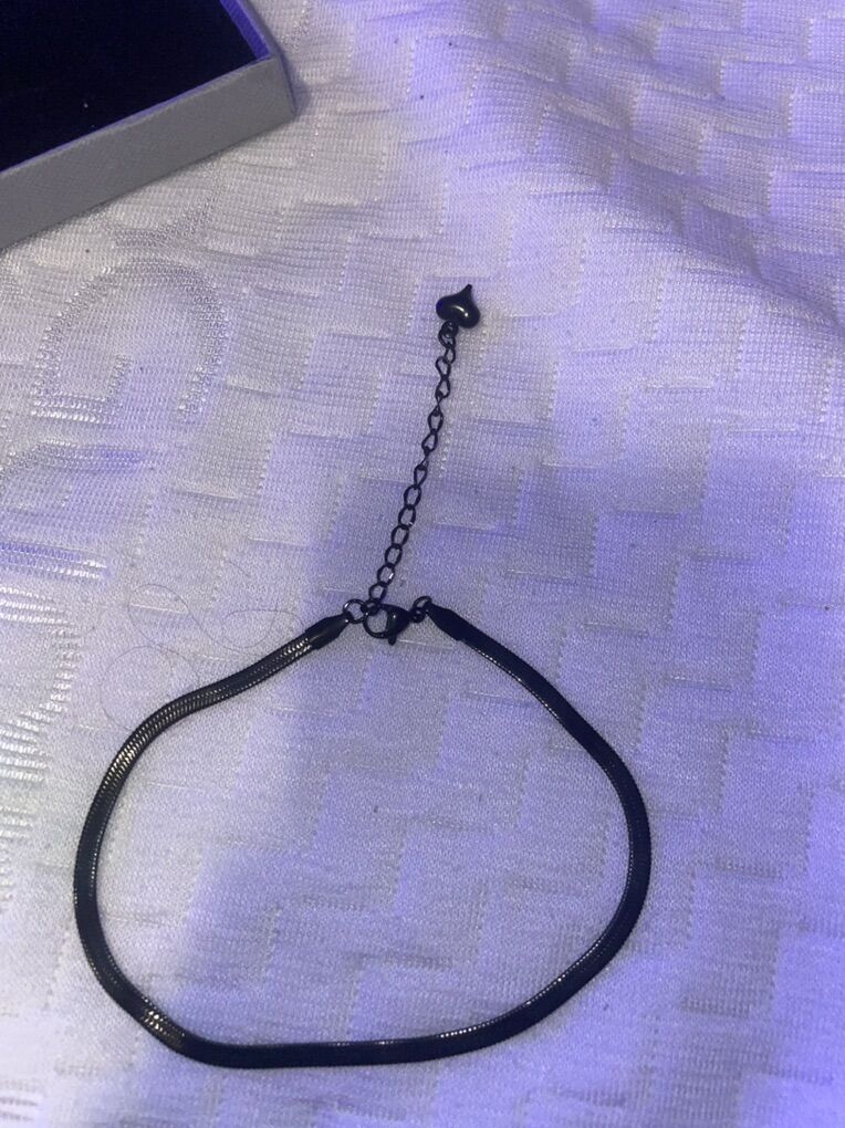 Black Heart Anklet