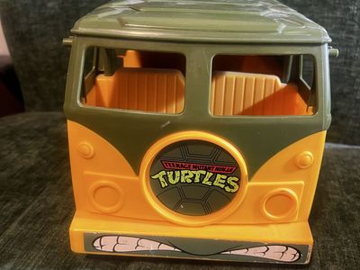 Vintage Teenage Mutant Ninja Turtles TMNT Party Wagon Turtle Van Toy