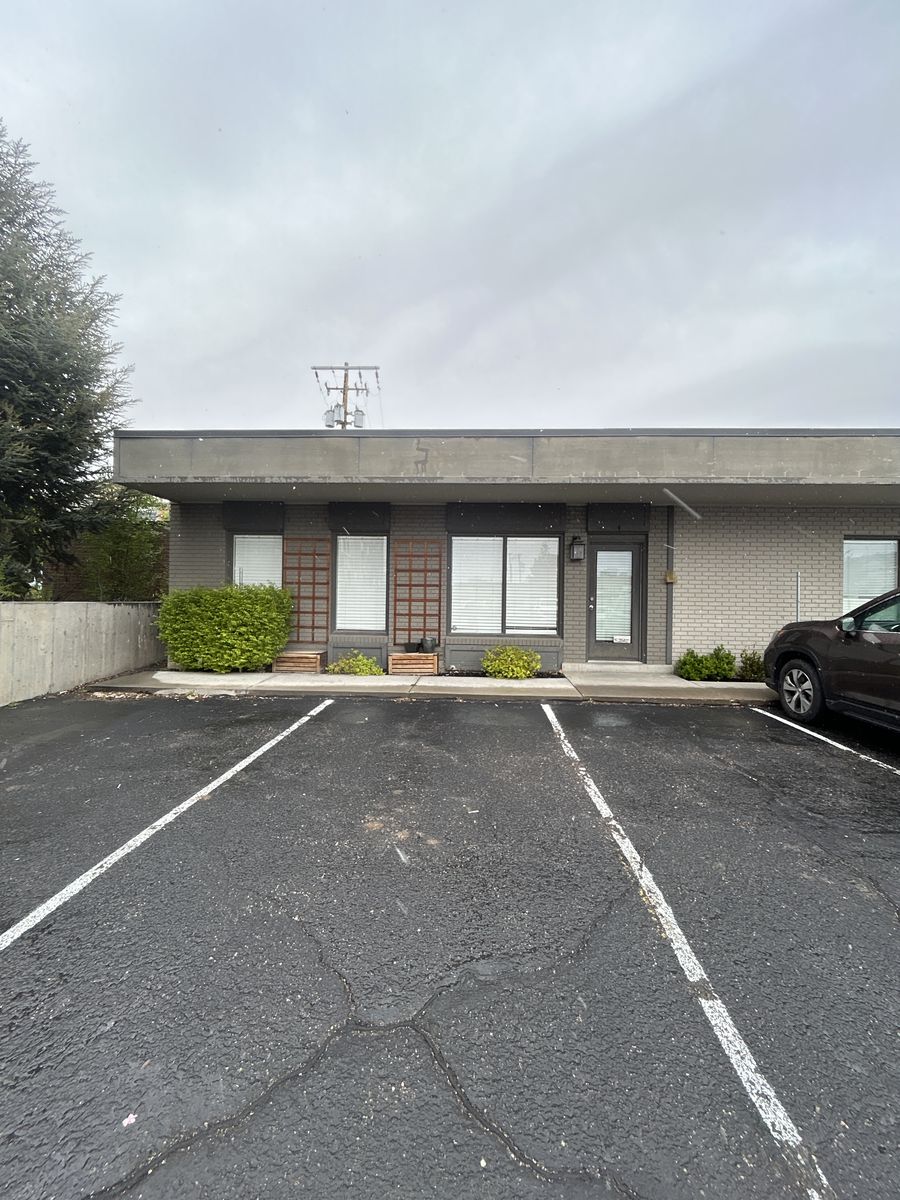 Full Service Lease available 1350 SF