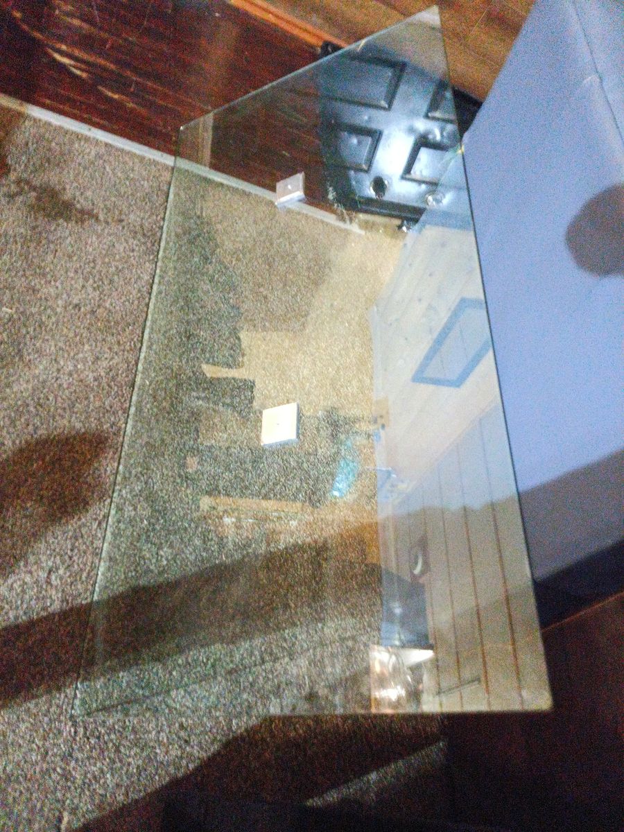 Clear glass table top
