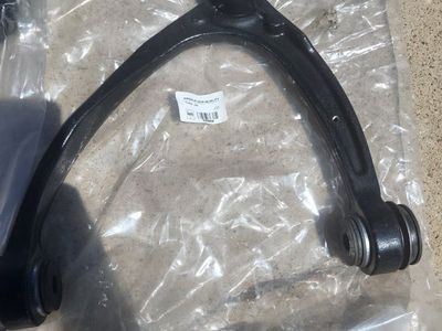 Premium OEM Quality Suspension Kit J30 498-208 with Ball Joints and Control Arms