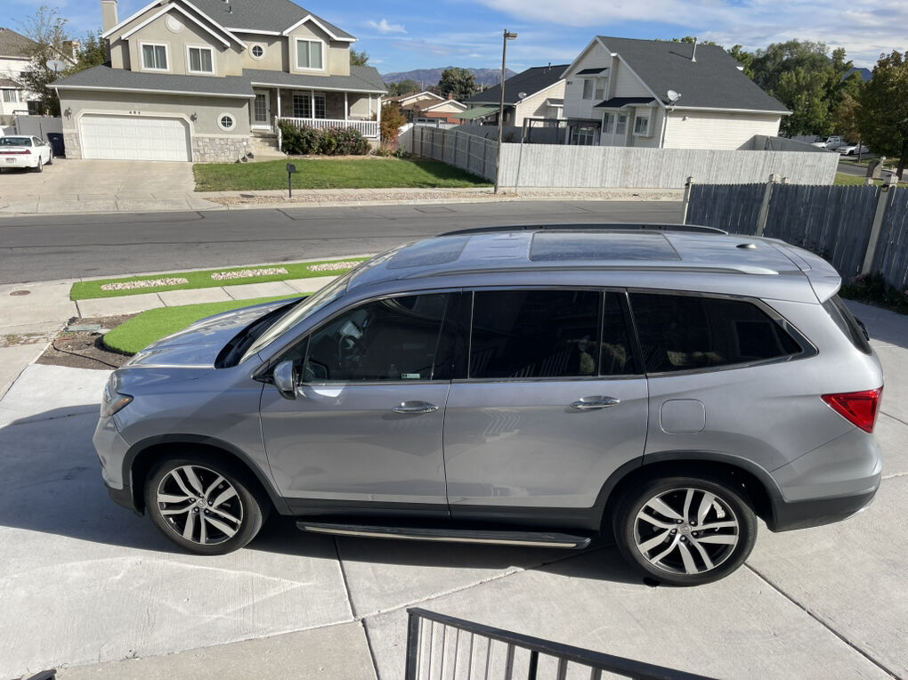 2018 HONDA PILOT Elite