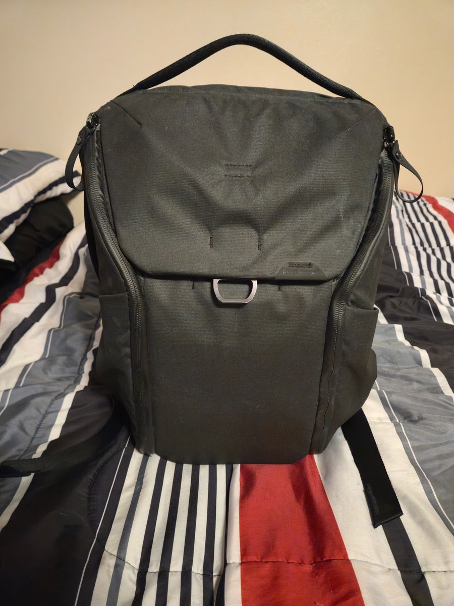 Peak Design 20L Everyday Backpack V2