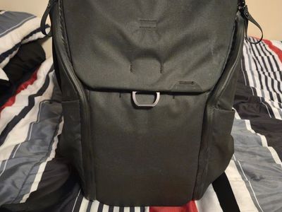 Peak Design 20L Everyday Backpack V2