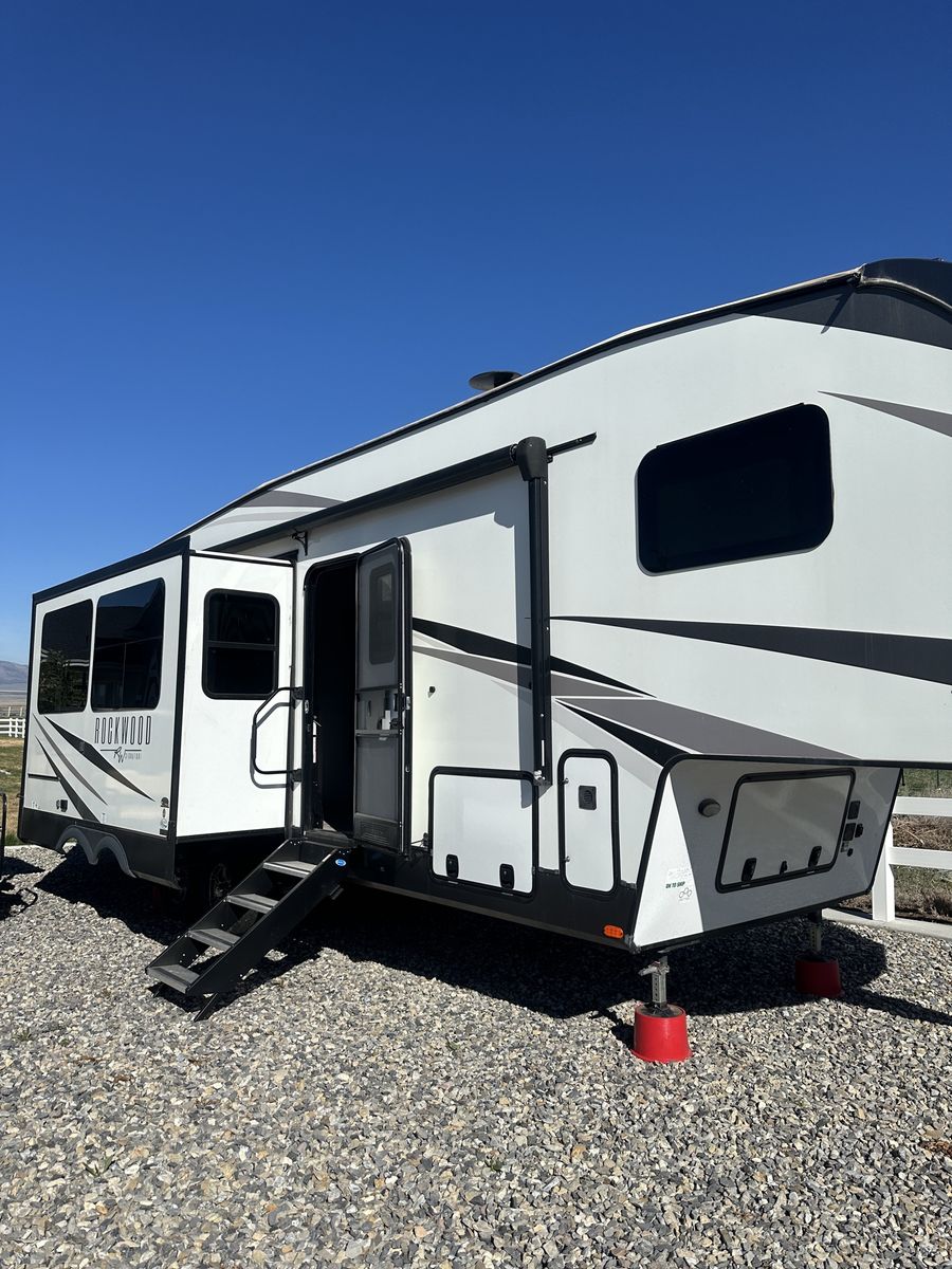 2022 Forest River Rockwood Signature