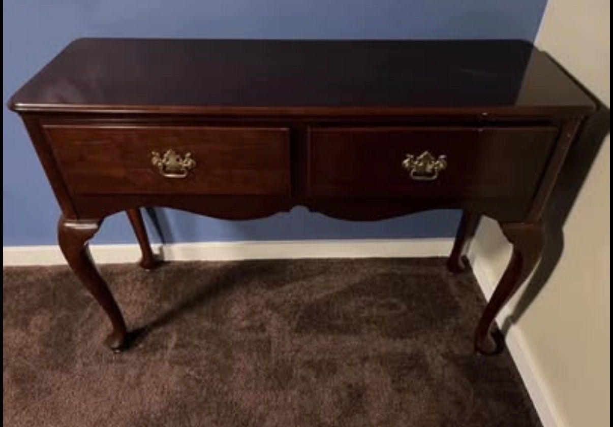 Vintage Dark Brown Table!