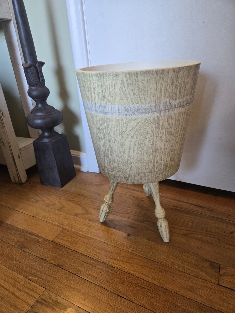 Vintage Mid-Century Faux Wood Grain  Planter on Spindle Legs