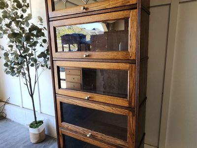 Beautiful Solid Oak Barrister Bookcase Lawyers Cab