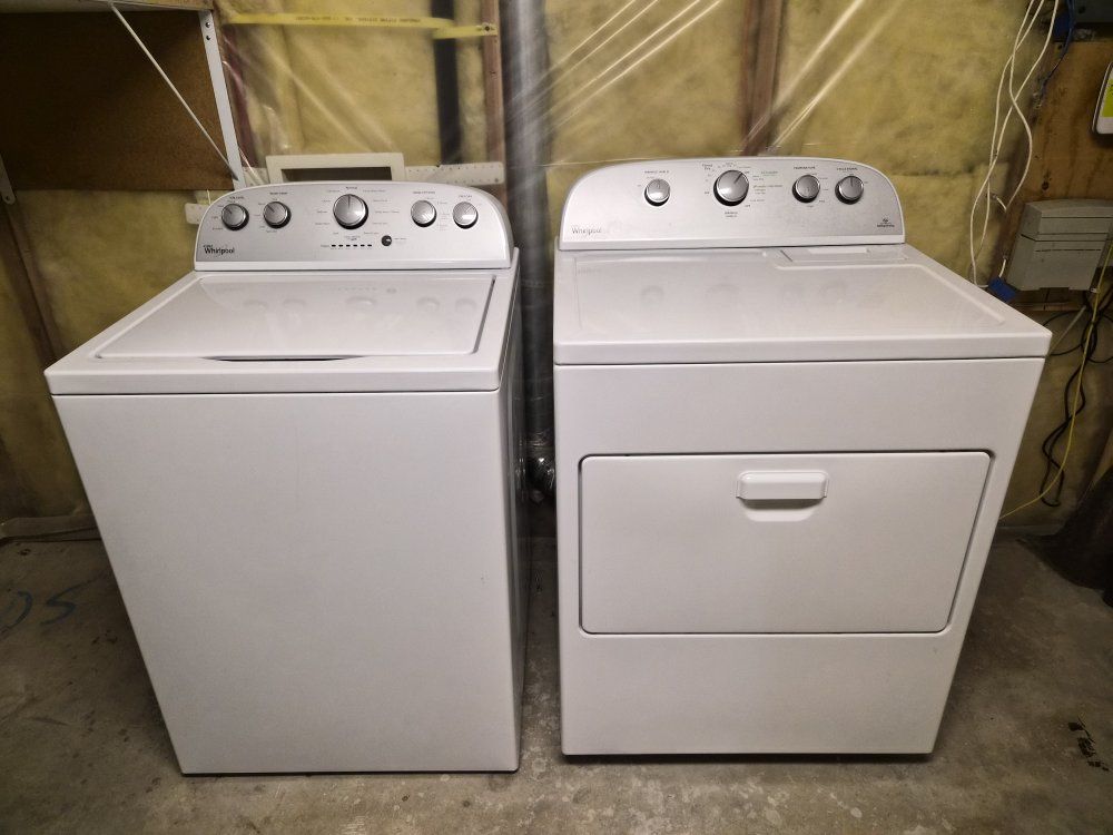 AMAZING WASHER AND DRYER SET!!