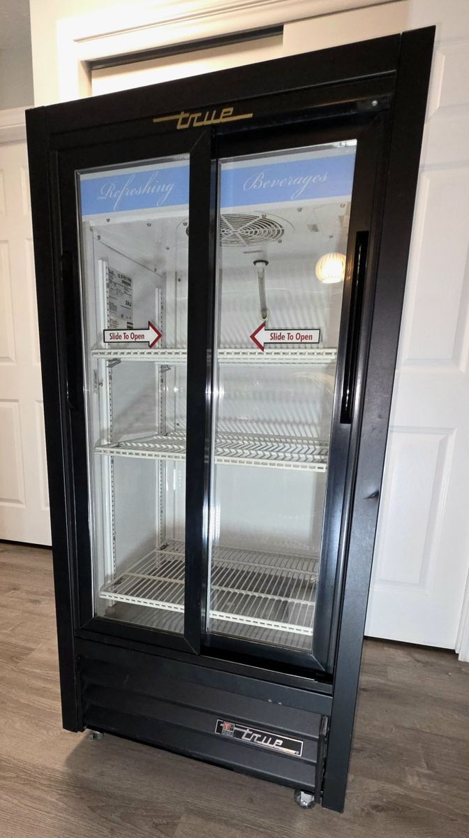 True Commercial Glass Door Fridge – GDM-11SD – Col