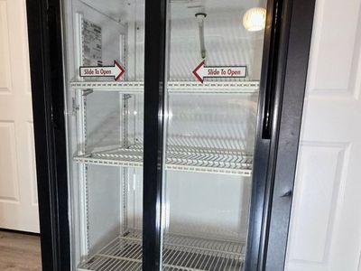 True Commercial Glass Door Fridge – GDM-11SD – Col