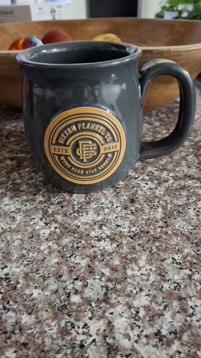 Dixxon holiday mug 2025