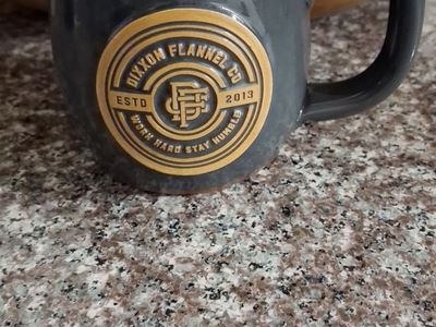 Dixxon holiday mug 2025