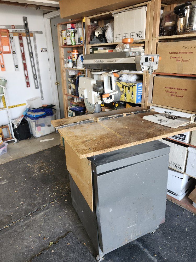 Dewalt/Black and Decker radial arm saw