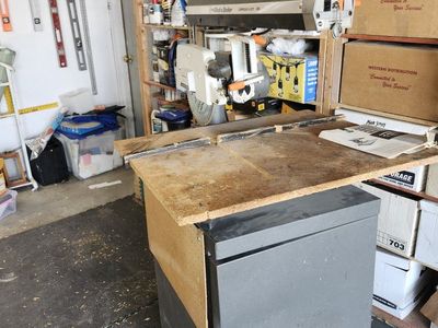 Dewalt/Black and Decker radial arm saw