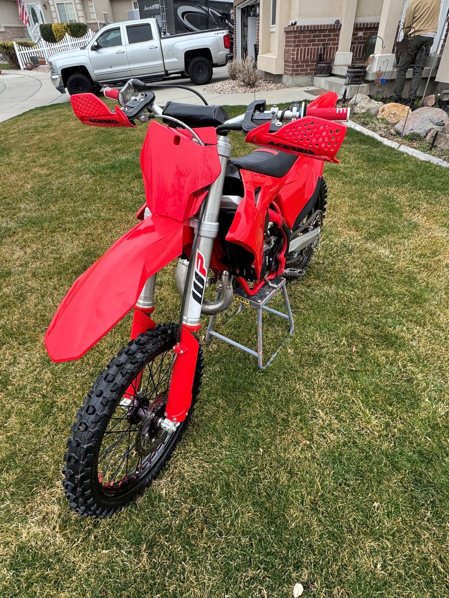 2021 GasGas MC125