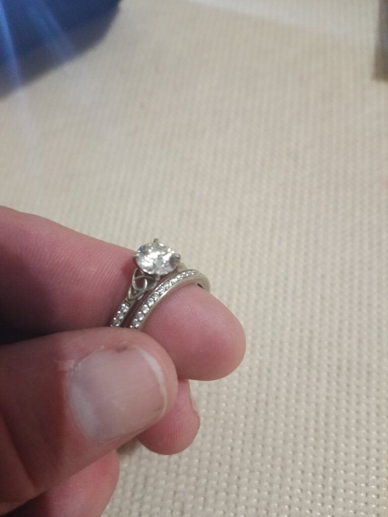 Stunning Moissanite Wedding Set – Size 7