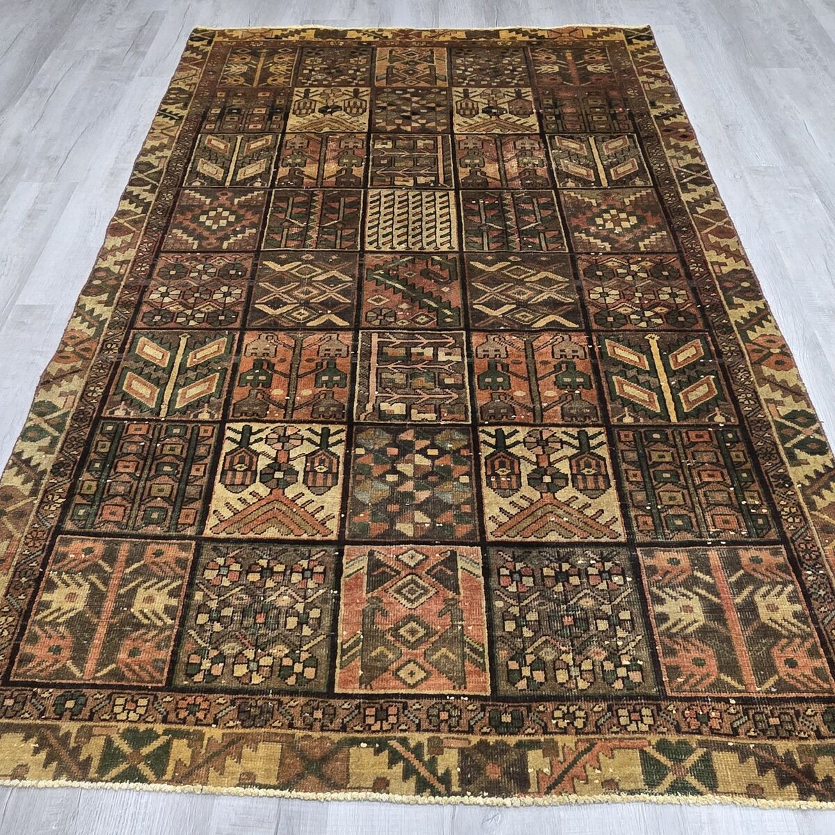~6X9 Handknotted Vintage Persian Wool Rug
