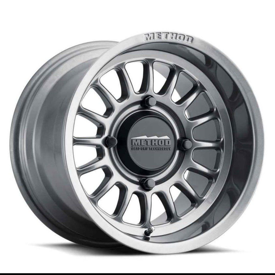 New Method 411 gloss titanium wheels