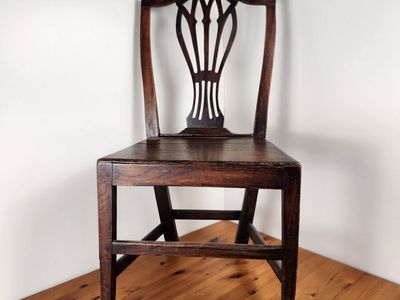 Antique English Queen Anne/Georgian Oak Plank-Seat Chair, Circa 1790