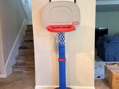 Little Tikes Basketball Set