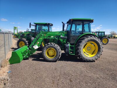 6135E John Deere