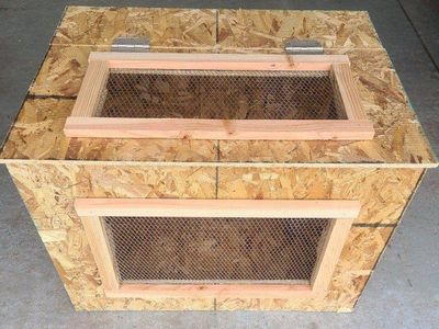 Brooder for chicks...Rabbit Hutch...Reptile Box