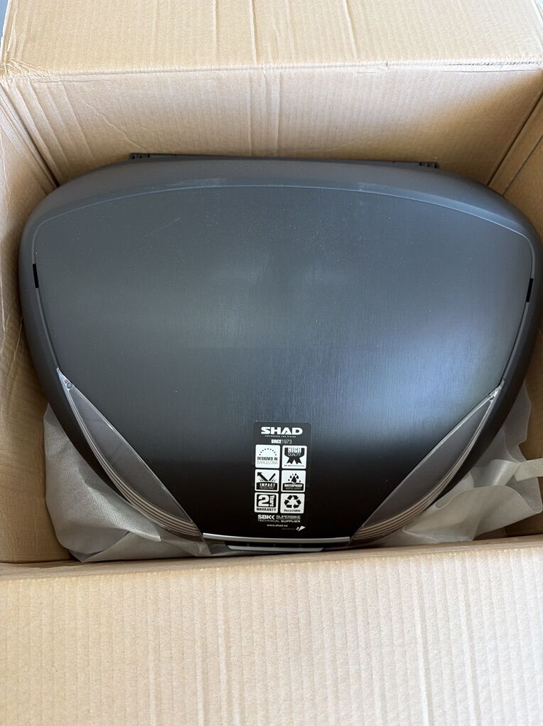 Motorcycle Luggage Cas - SHAD SH48 - Black