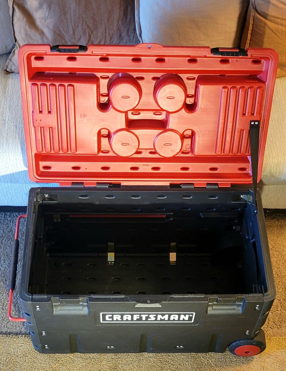 Main image 3