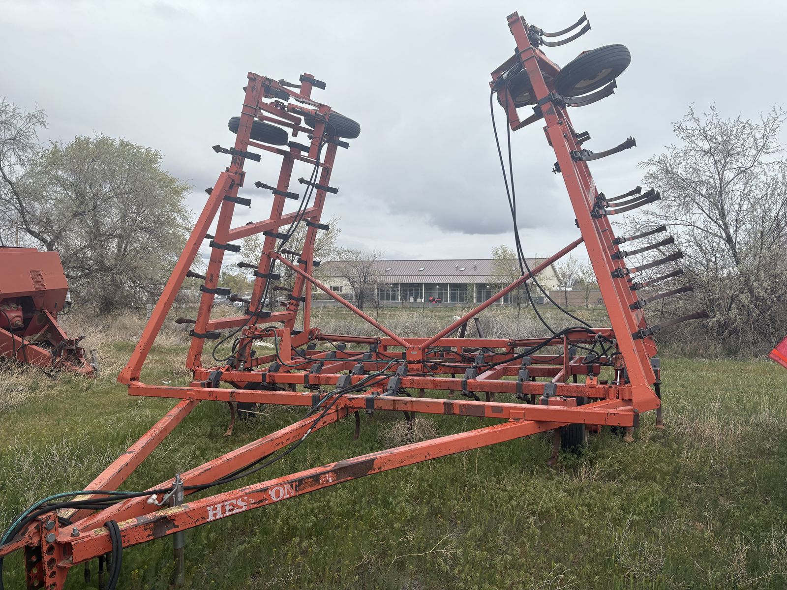 Field cultivator