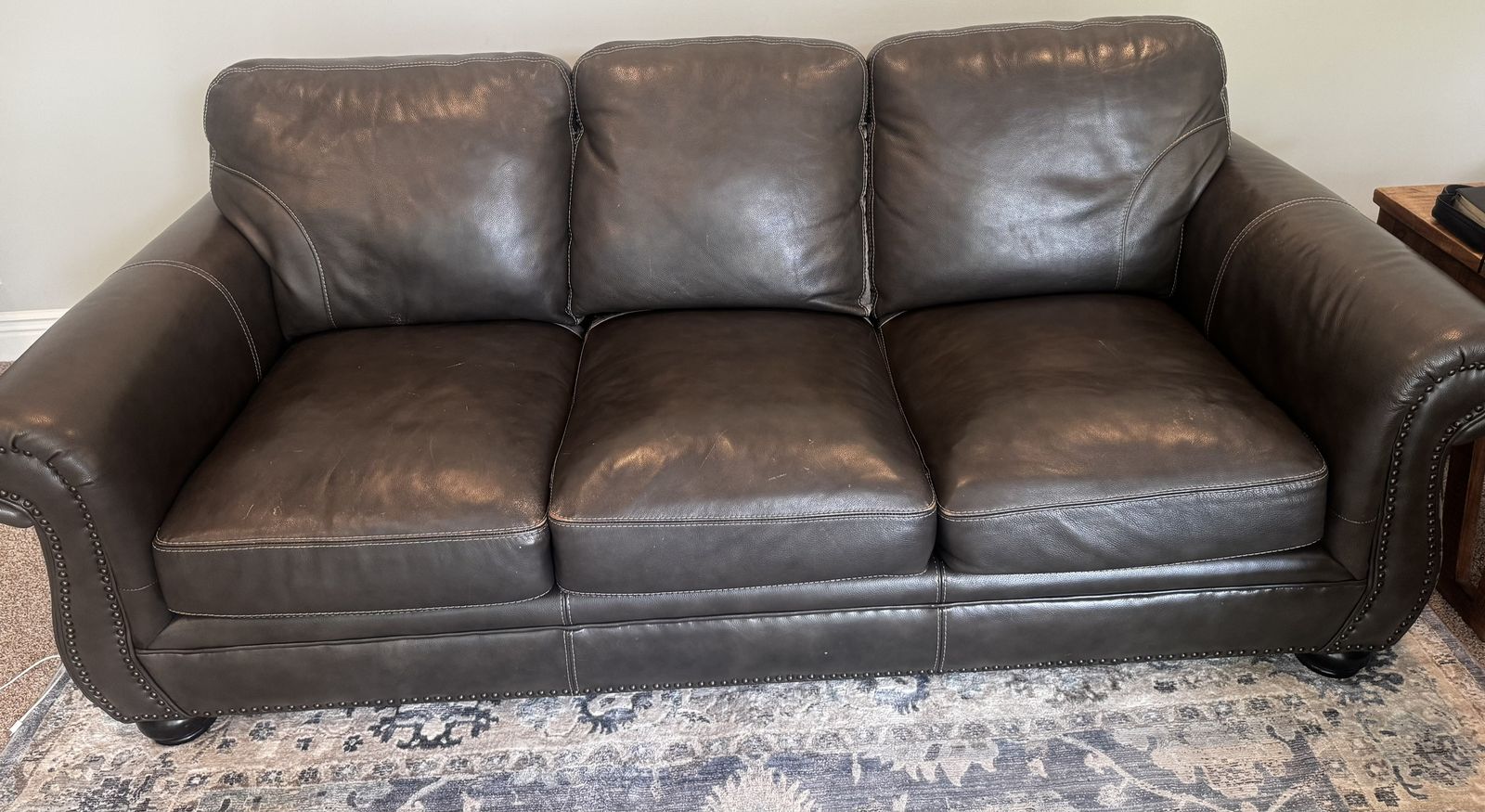 2 Leather Couches