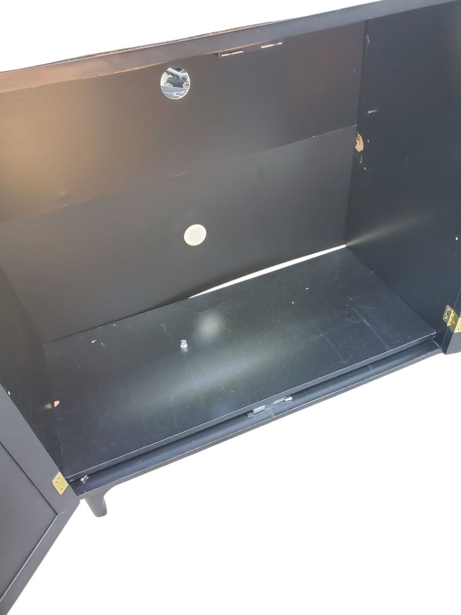 Main image 5